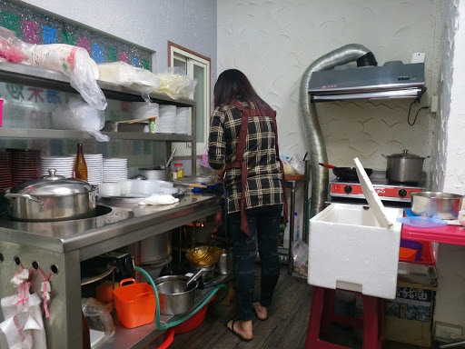 胡金喧城