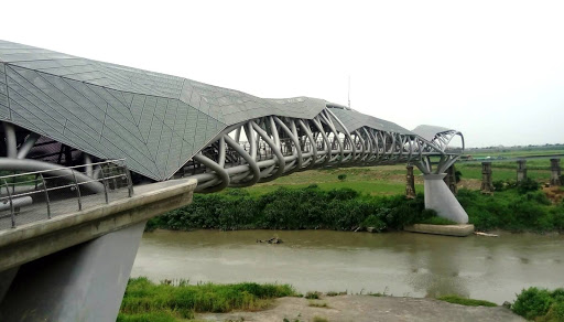 阜兴铁桥