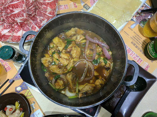 煌极鸡煲烤鱼蒸气火锅专门店