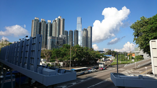 樱桃街公园足球场
