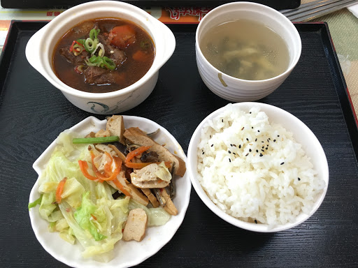 左邻右舍中日式简餐店