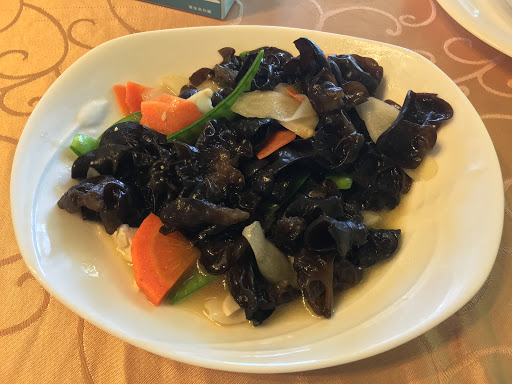一佳村养生参厅
