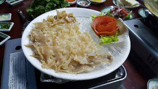 打边炉海鲜火锅烧烤店