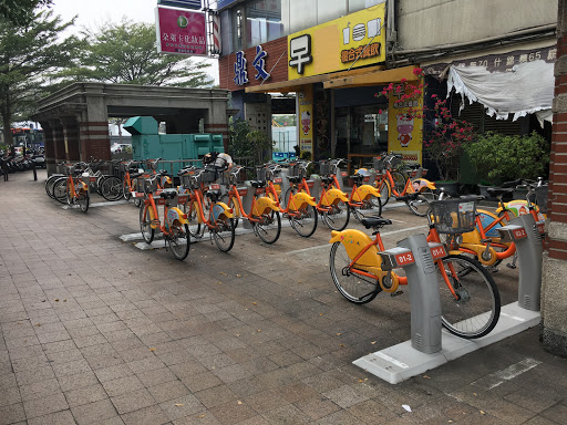 iBike台中火车站