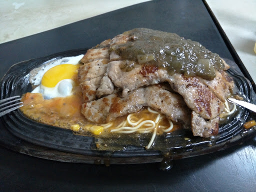 铁板面香鸡排