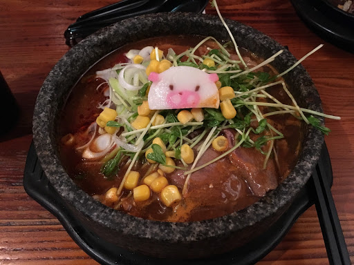万豚屋