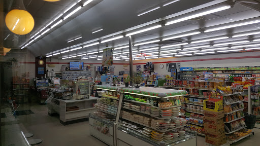 7-ELEVEN 铁镇门市