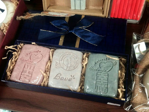 信望爱书房屏东店