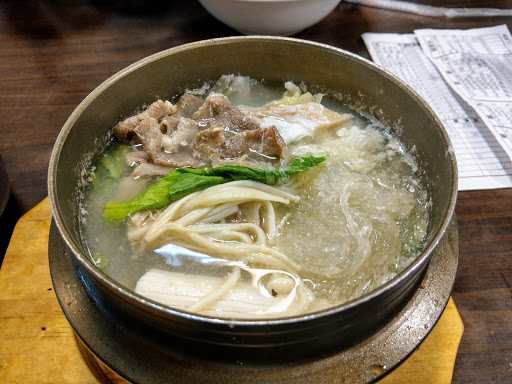 VEG OUT 宠物 耍废空间 早午餐
