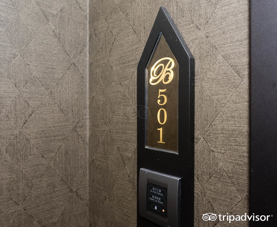 Solo Singer Hotel 宾城旅社