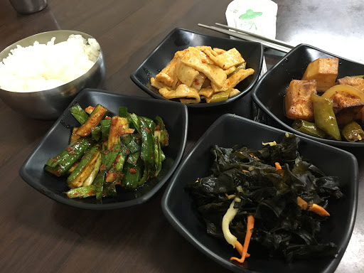 痤湄河泰国料理