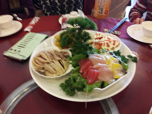 蟹乡海鲜川菜餐厅