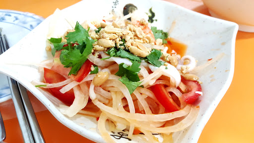 Lady nara 曼谷新泰式料理 台北忠孝SOGO店