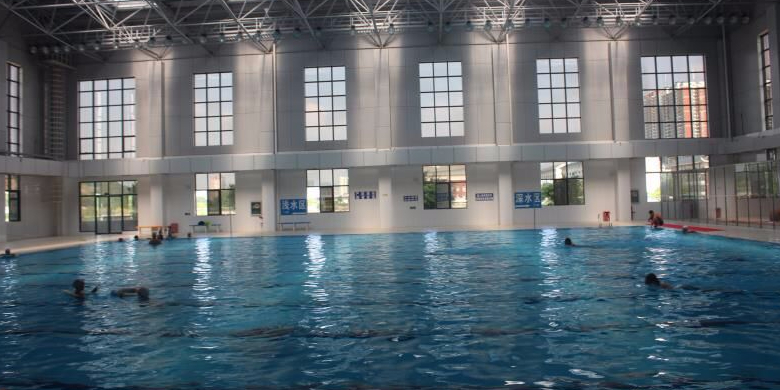 民族大学(西校区游泳馆)