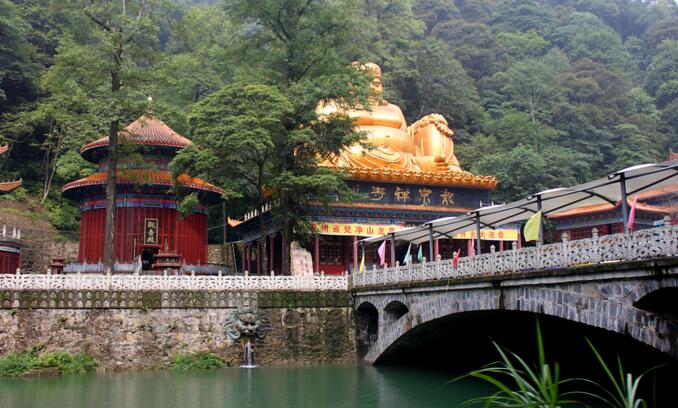 龙泉禅寺