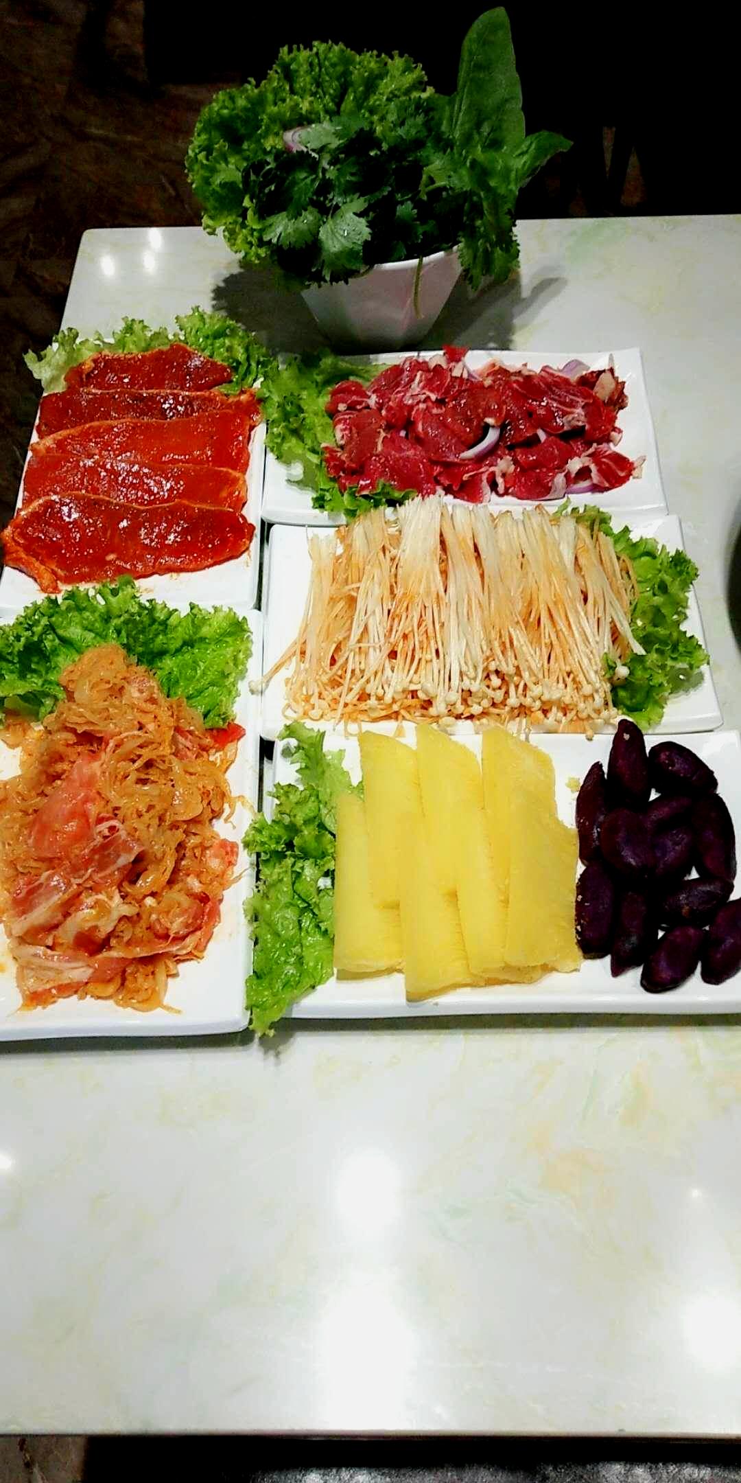 醉牛烤肉(黑河店)