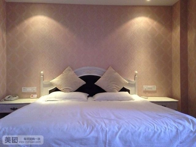 摩登假日宾馆(新桥路店)