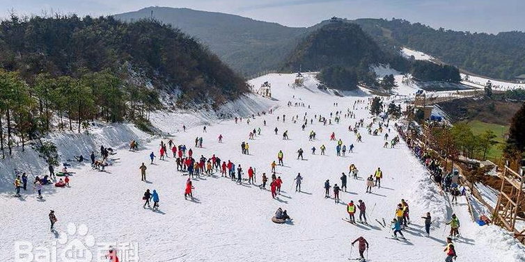 绥芬河国家森林公国-滑雪场