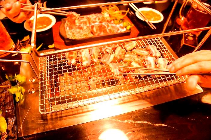 青石烧烤(玉沙国际店)