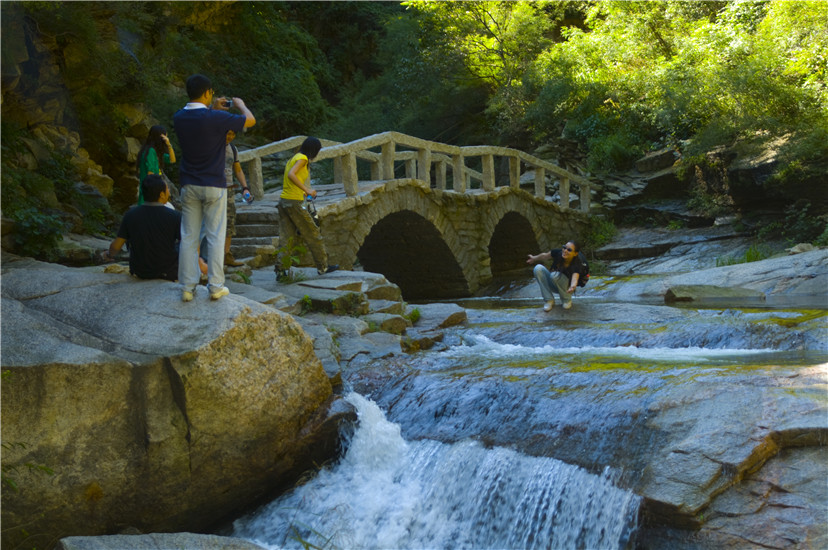 地址(位置,怎么去,怎么走):  郑州市新郑市始祖山