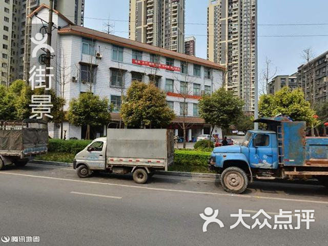 精益眼镜批究中心(夔州路店)