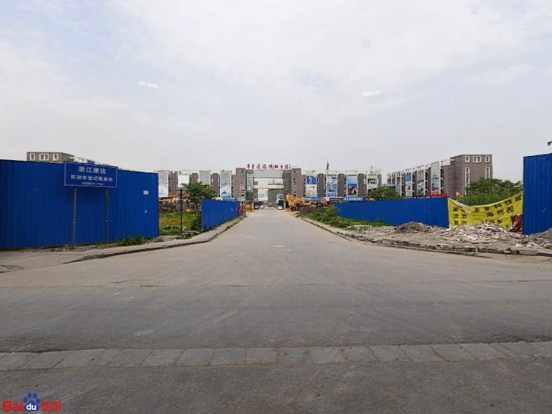 华东建设机械市场