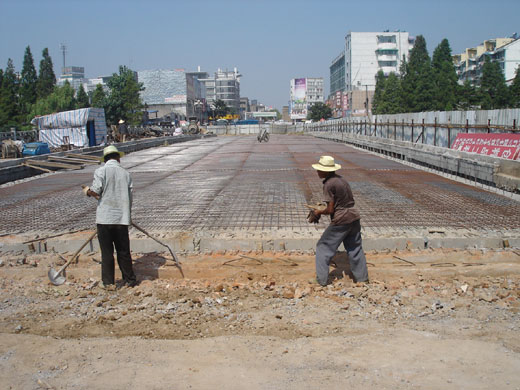 镇江市句容市镇句路10号