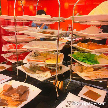 小蒙牛顶级麻辣养生锅Hotpot((烤)板桥店)