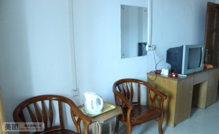 湛江嘉升宾馆(海滨公园霞山水产批发市场店)