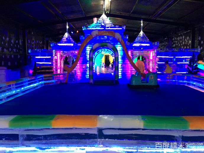 樟木头观音山冰雪世界主题乐园