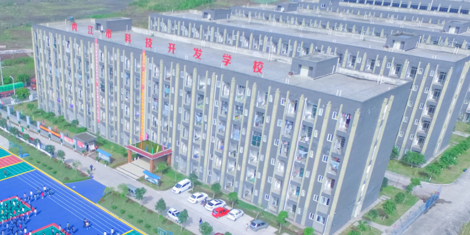内江市科技开发技能培训学校停车场-出入口