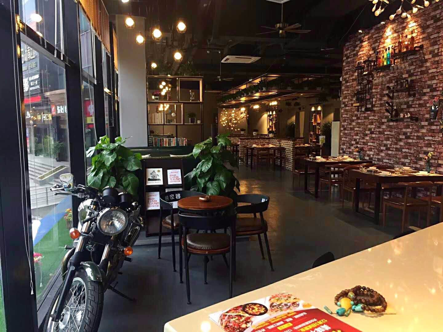 到熊家婆融合川粤餐厅(合川财富广场店)