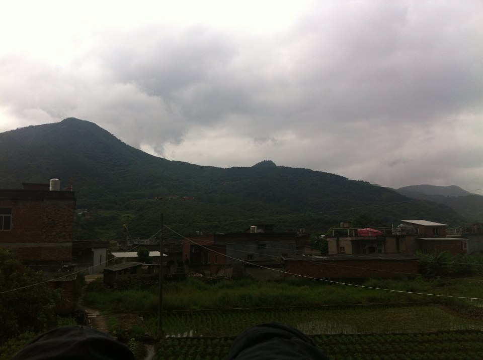 泰山岩