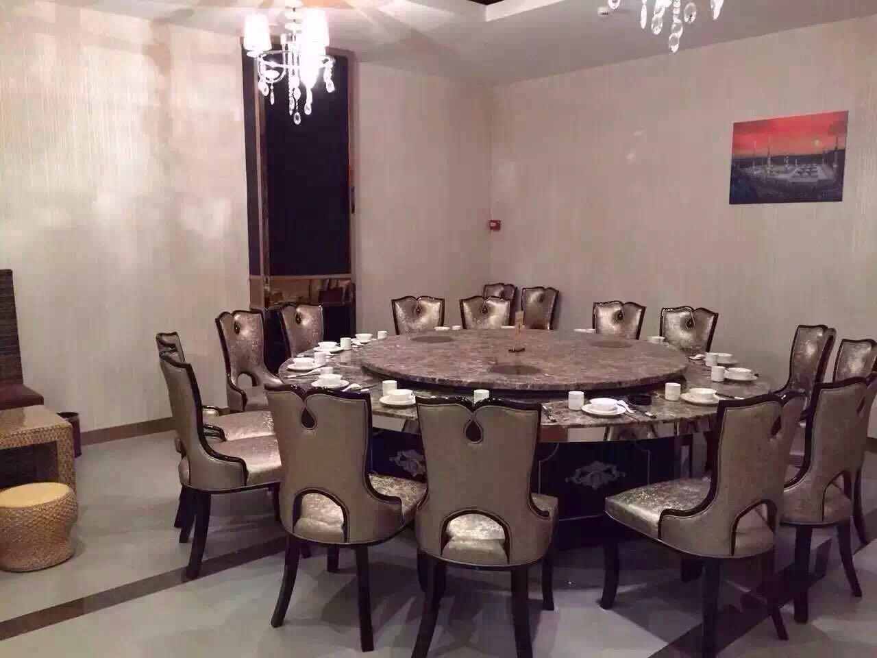 卓东清真餐厅(炬隆·万商汇店)