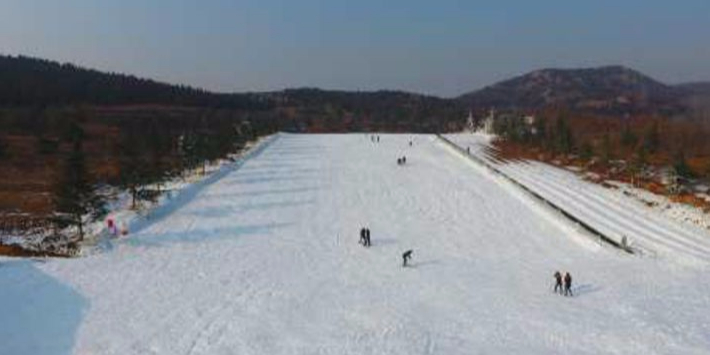 彩虹谷滑雪场