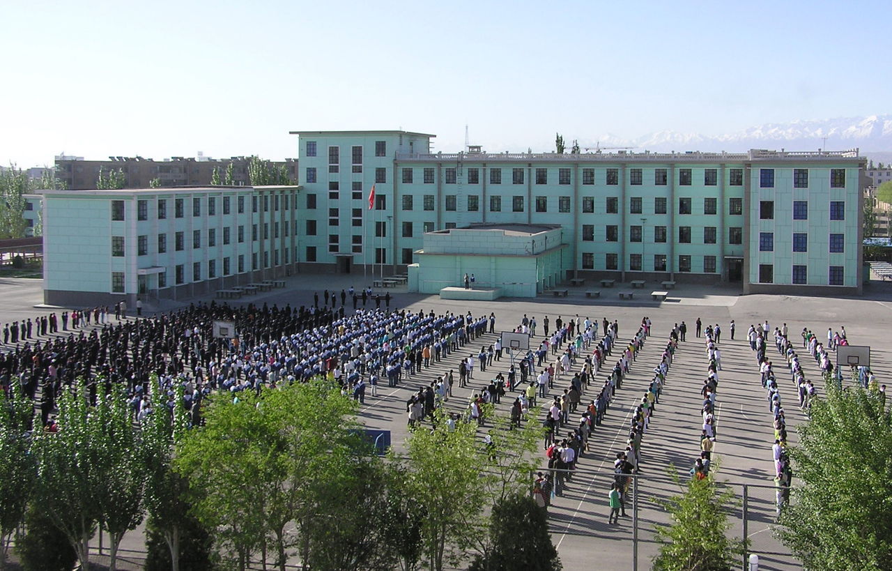 嘉峪关市第六中学