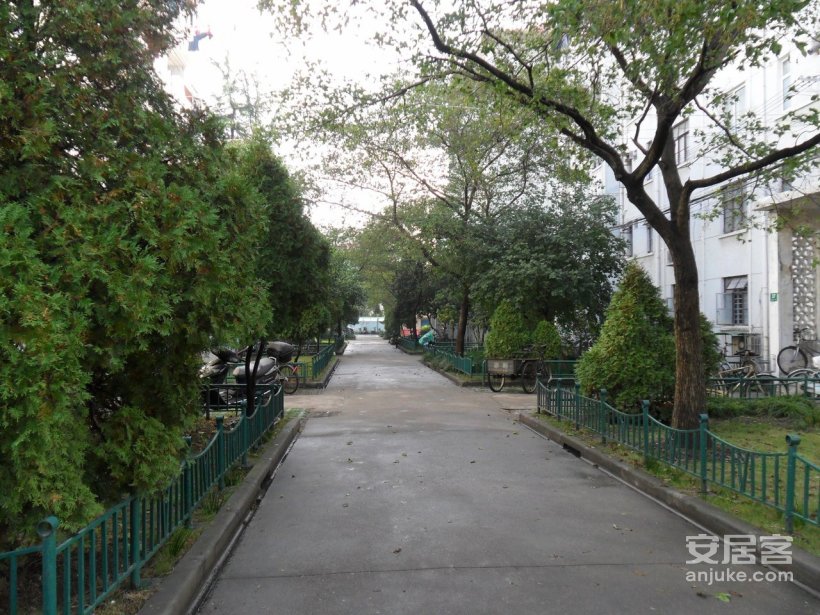 临潮一村