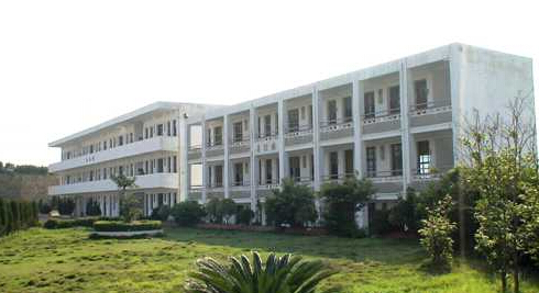 洞头区标签: 中学 教育培训  海霞中学共多少人浏览:3756840  电话