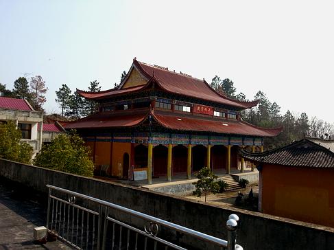 山地别普度寺