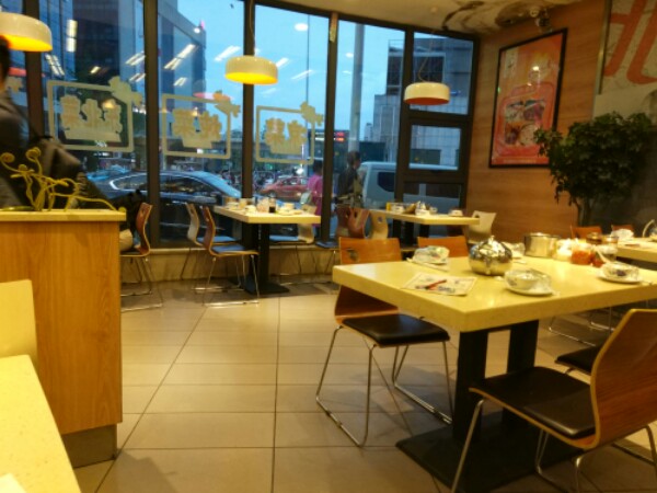 地址(位置,怎么去,怎么走):  湖南省长沙市岳麓区玉兰路