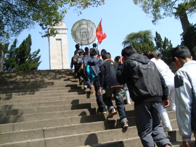 江西省上饶市横峰县青板乡青杨桥青板中学