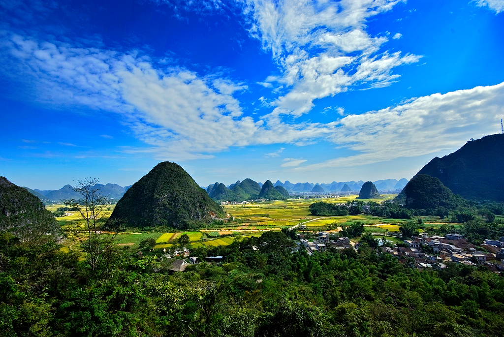 三牙山路风景区