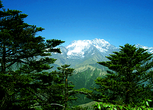 灵鹫山大学峰