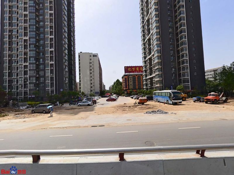 中原西路与西环路交叉口向北320米路西