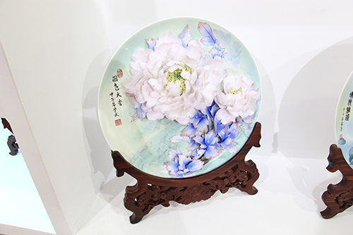 李学武牡丹瓷艺术馆(新区店)