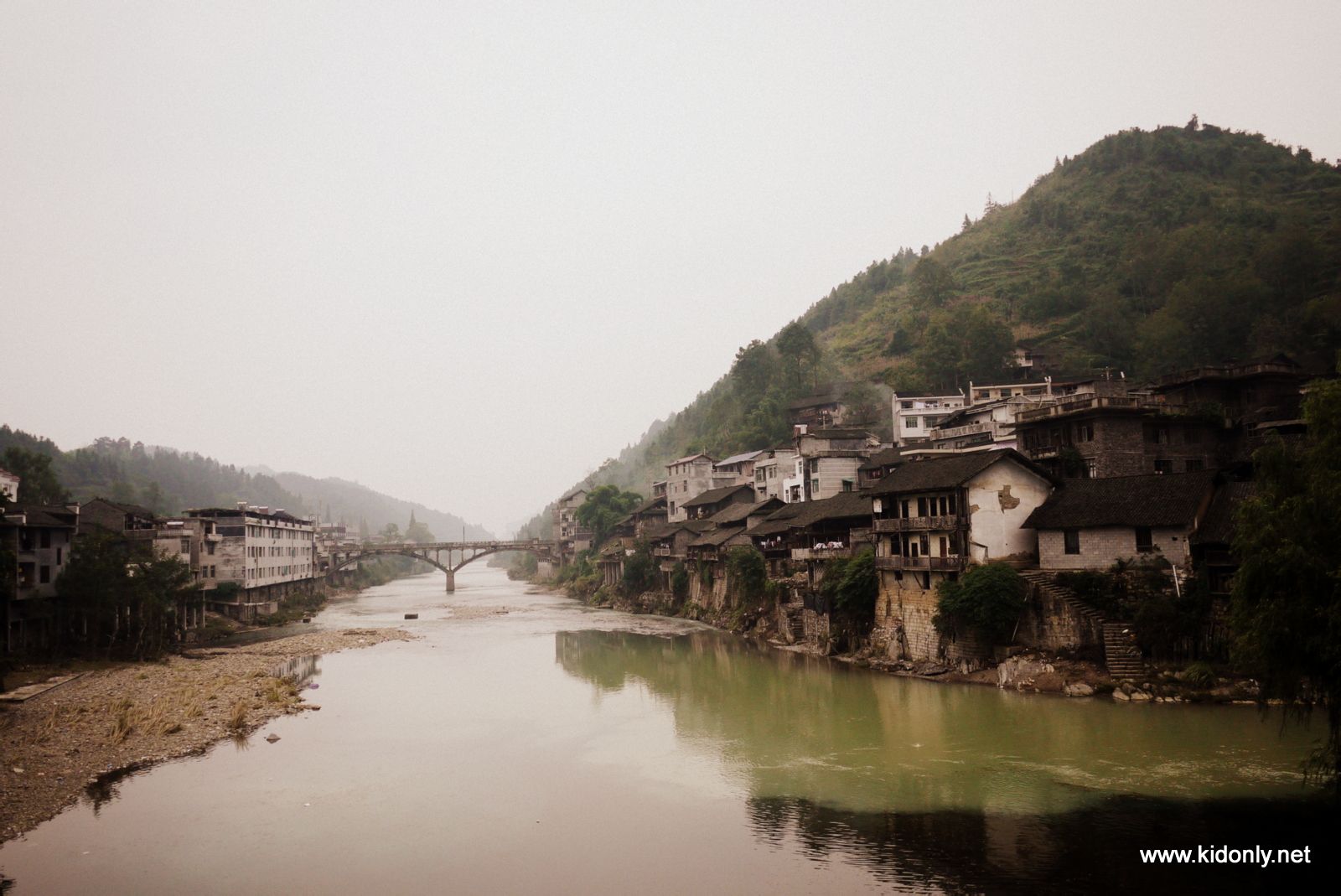 湘西土家族苗族自治州龙山县