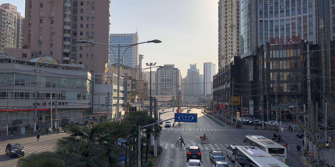 西康路长寿路路口