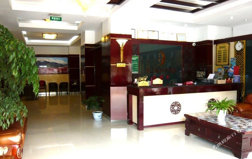 名玥酒店