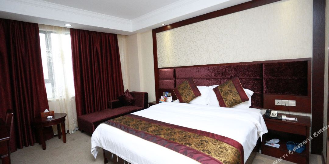 钦州沃尔玛广场新阳街商务酒店