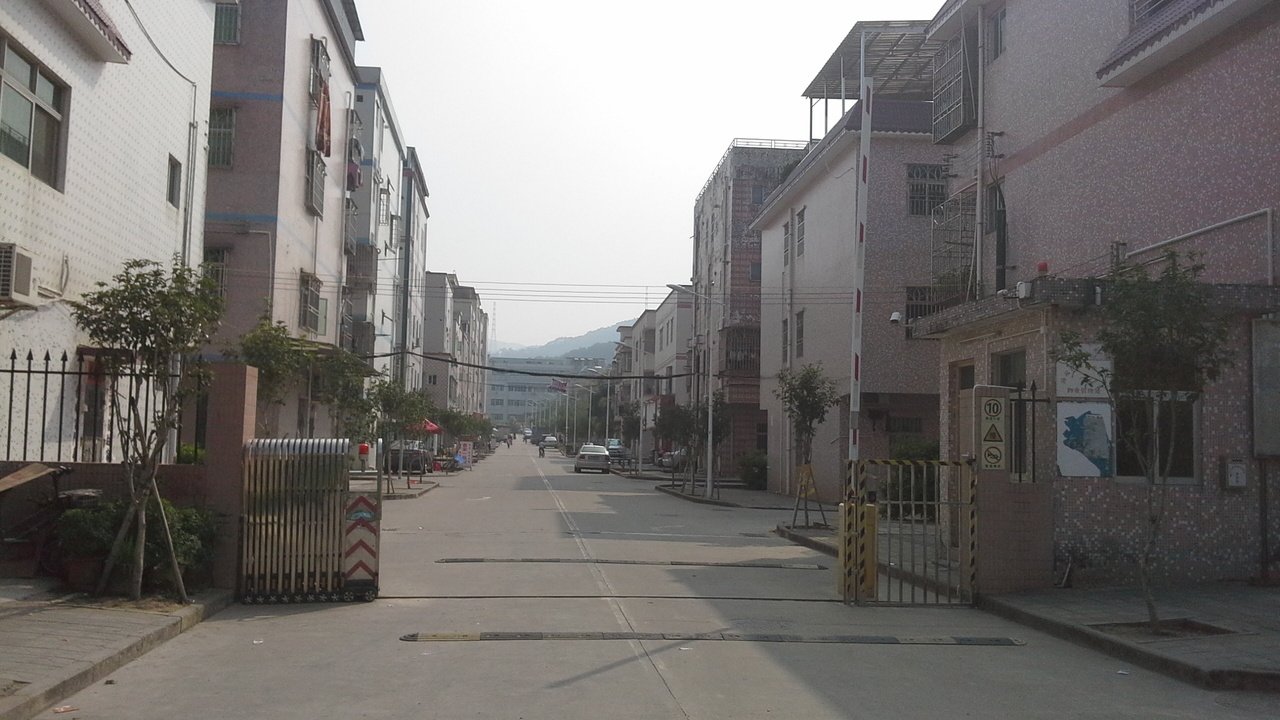 广东省深圳市坪山区同裕路